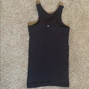 Black lululemon workout tank